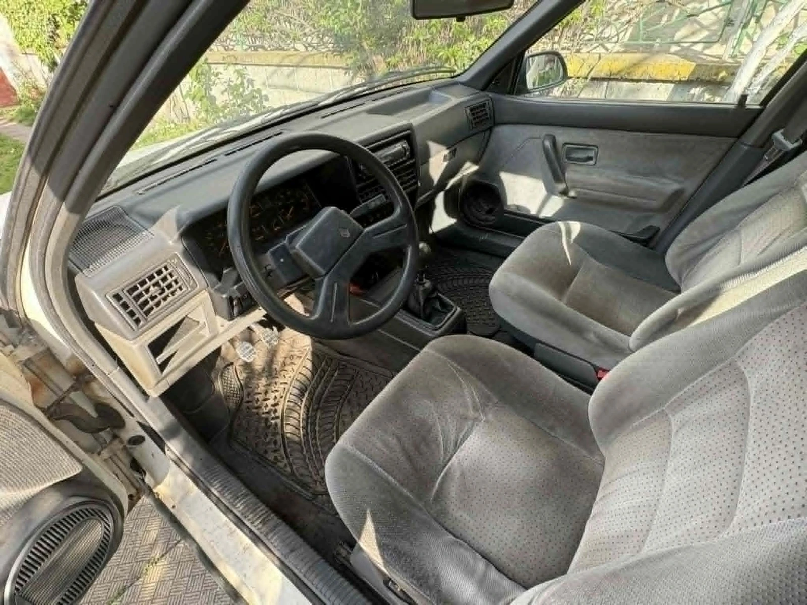 Renault 19, снимка 5 - Автомобили и джипове - 54519805