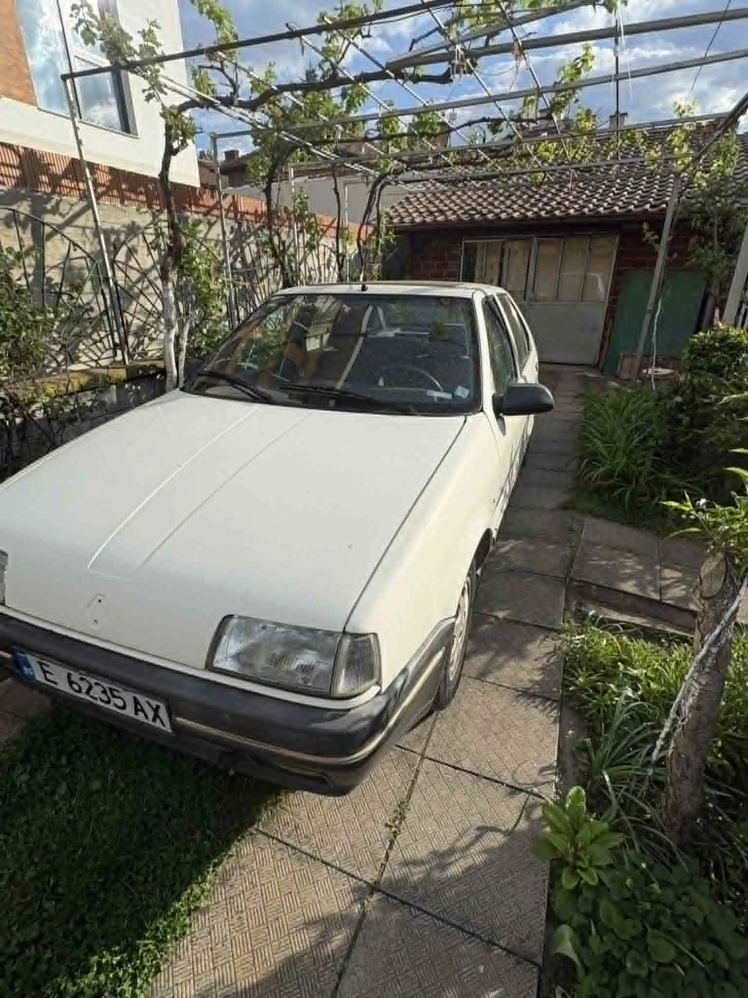 Renault 19, снимка 4 - Автомобили и джипове - 54519805