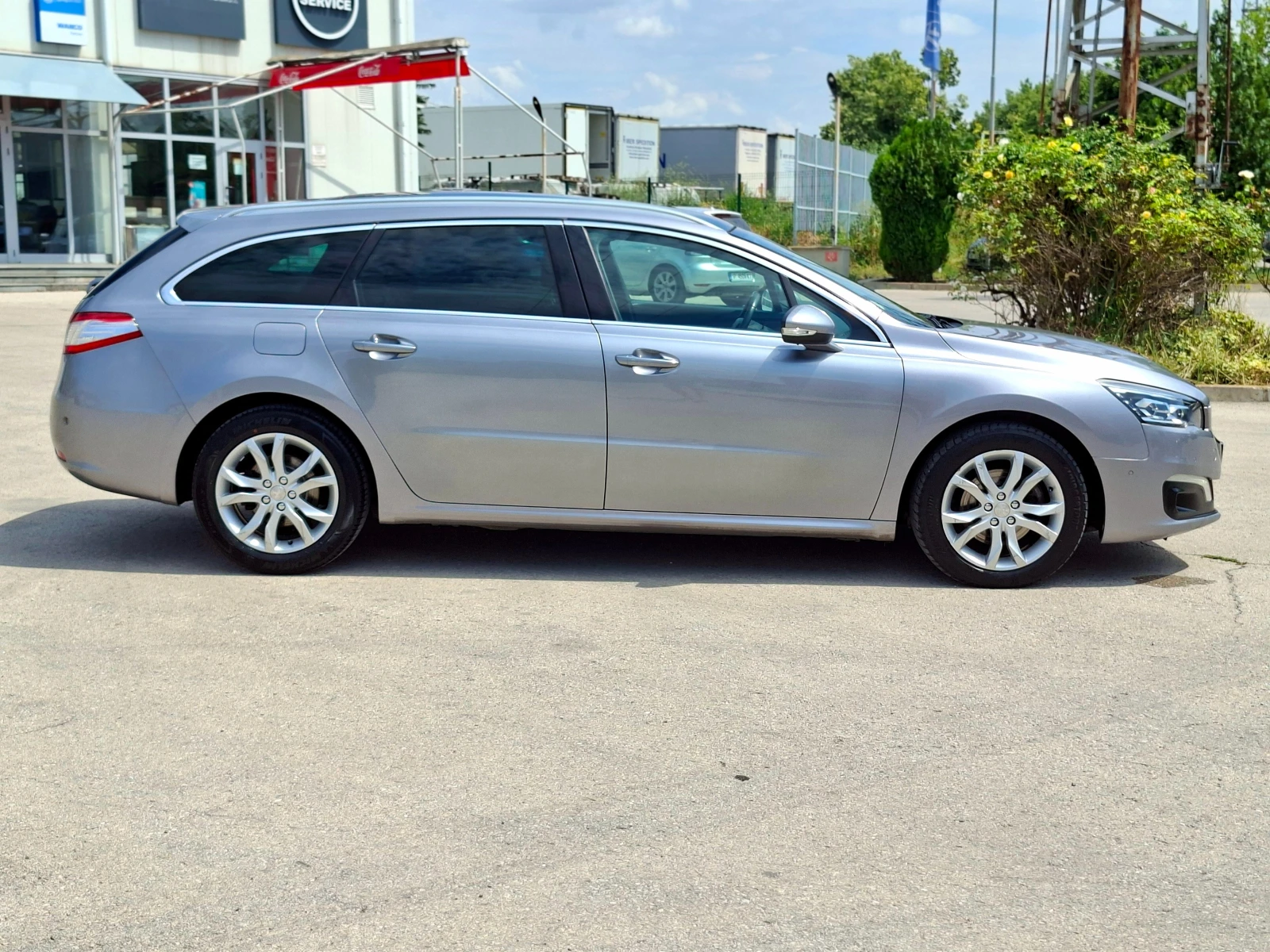 Peugeot 508 2.0HDI ALLURE/ПАНОРАМА/КОЖА/НАВИ/ПОДГР./KEYLESS, снимка 4 - Автомобили и джипове - 55323869