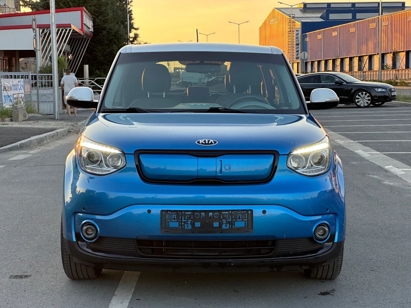 Kia Soul Electric | ���� | ������� | ��������� | CarPlay | Mobile.bg � ����������� 2