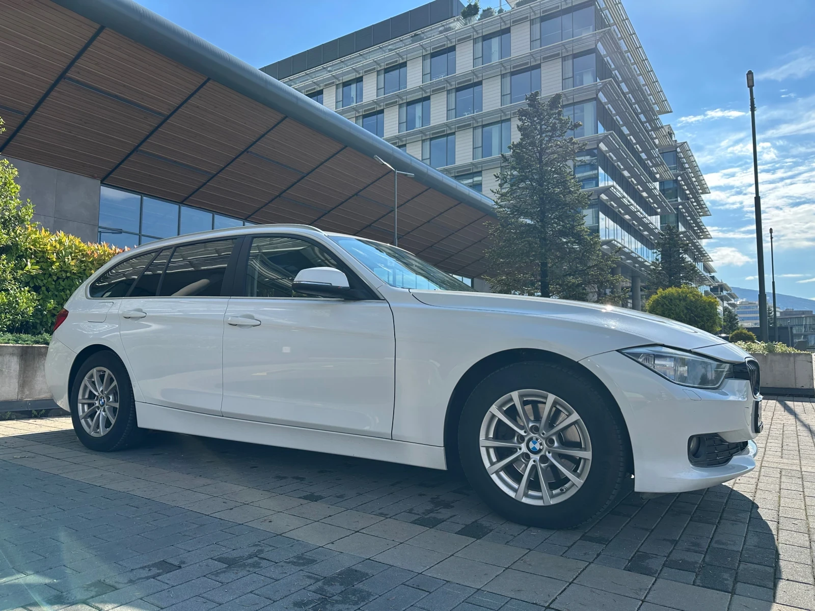 BMW 320 BMW 320d xDrive Touring (F31)