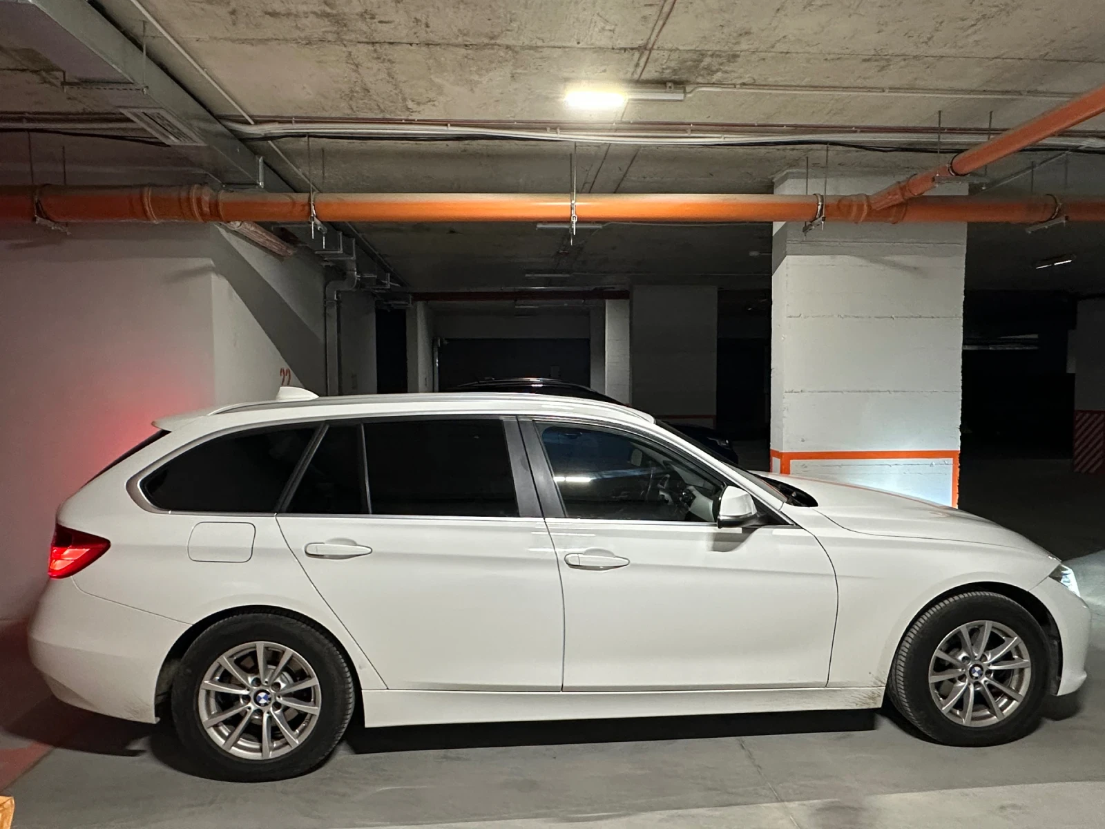 BMW 320 BMW 320d xDrive Touring (F31), снимка 13 - Автомобили и джипове - 55791623