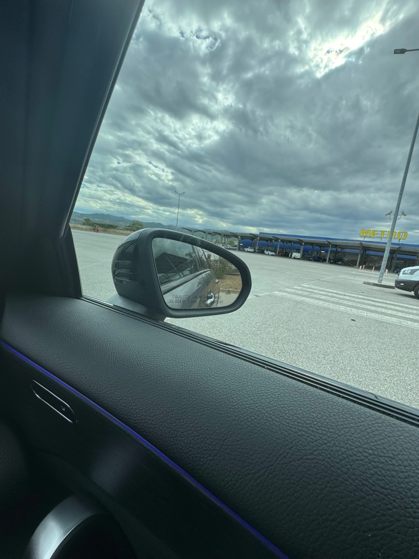 Mercedes-Benz A 220 4 matic, снимка 11 - Автомобили и джипове - 56201911