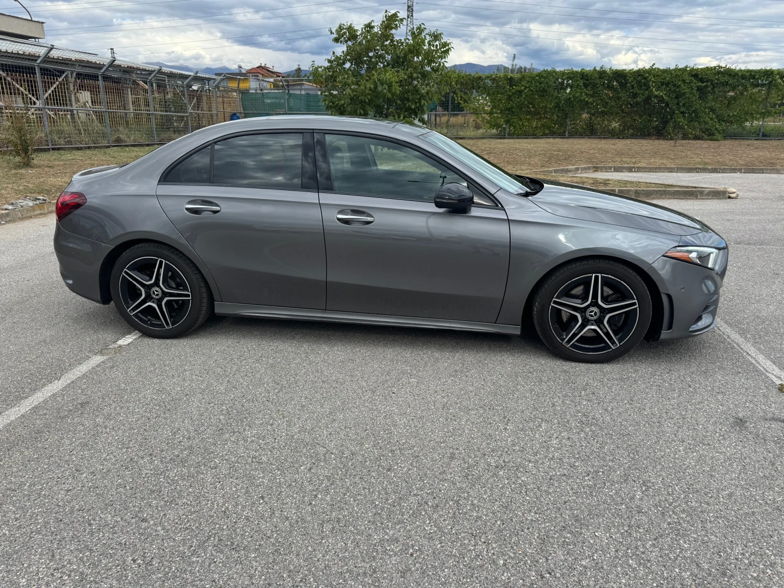 Mercedes-Benz A 220 4 matic, снимка 3 - Автомобили и джипове - 56201911