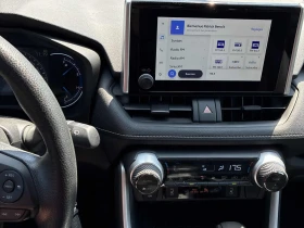 Toyota Rav4 Hybrid LE * Keyless * ПОДГРЕВИ * CARFAX, снимка 8