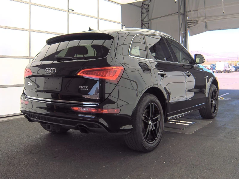 Audi Q5 3.0T Premium Plus КРАЙНА ЦЕНА, снимка 4 - Автомобили и джипове - 48224471