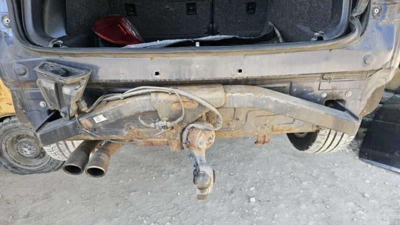 VW Tiguan 2, 0, снимка 11 - Автомобили и джипове - 51323634