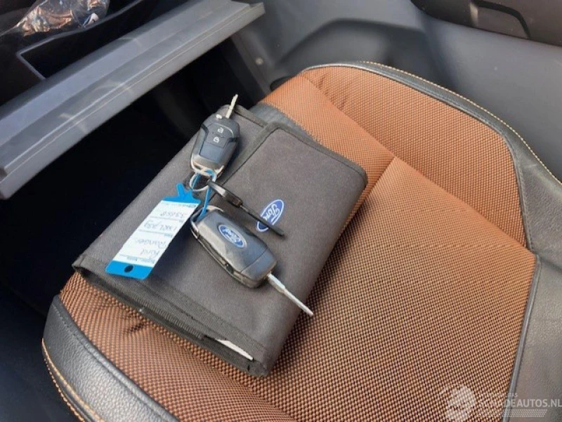 Ford Ranger 3.2 WILDTRACK , снимка 6 - Автомобили и джипове - 52606623