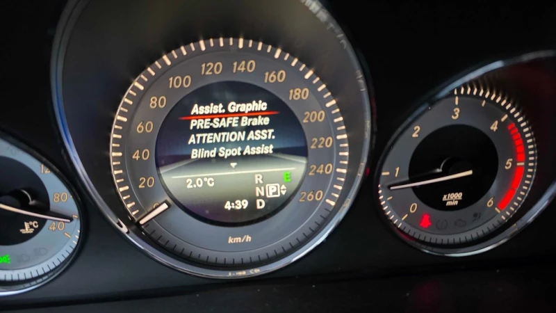 Mercedes-Benz GLK 2015 BlueTEC * БЕЗ ПЪРВОНАЧАЛНА ВНОСКА, снимка 15 - Автомобили и джипове - 52960298