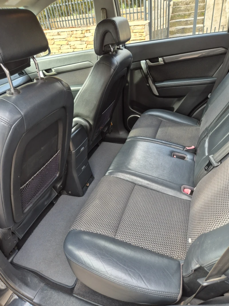 Chevrolet Captiva, снимка 14 - Автомобили и джипове - 53099373