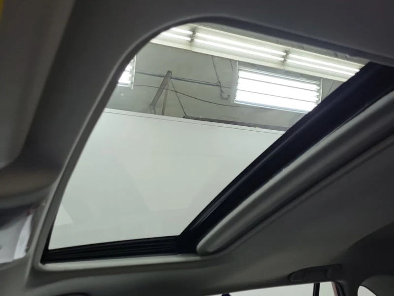 Toyota Rav4 HYBRID LIMITED  CARFAX, снимка 13 - Автомобили и джипове - 53416518