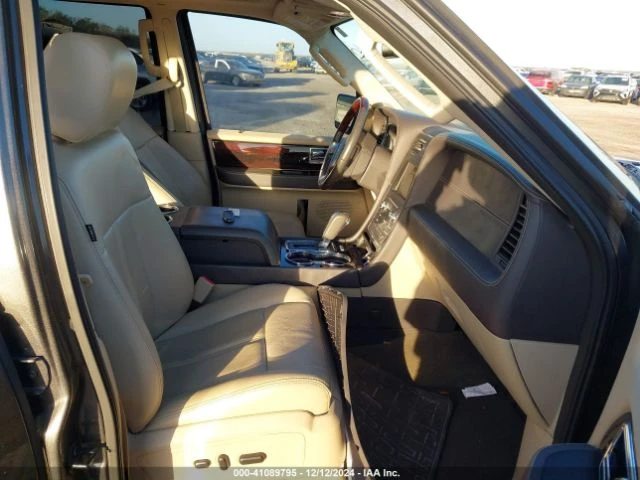 Lincoln Navigator RESERVE, снимка 5 - Автомобили и джипове - 48541918