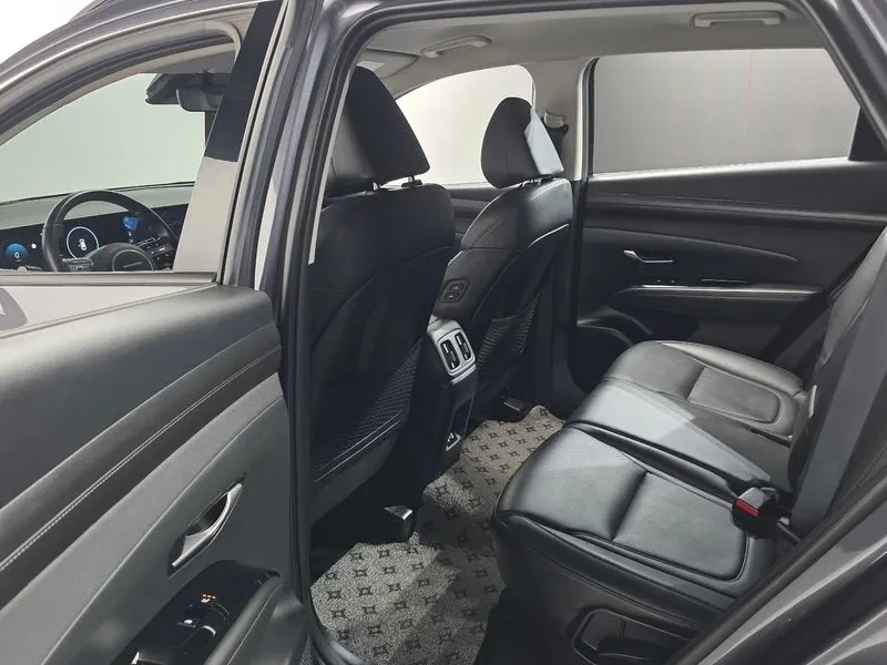 Hyundai Tucson 1.6 Turbo 2Wd Inspiration, снимка 17 - Автомобили и джипове - 55886240