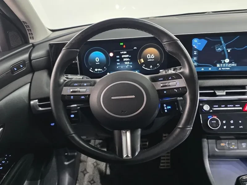 Hyundai Tucson 1.6 Turbo 2Wd Inspiration, снимка 14 - Автомобили и джипове - 55886240