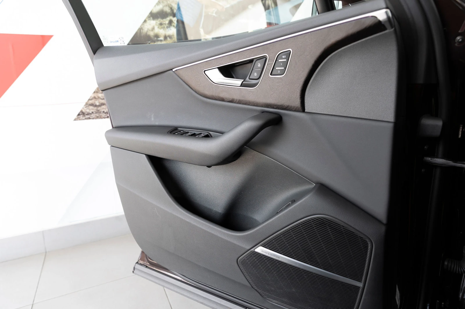 Audi Q7 TECHNIK* MATRIX* BLACK OPTIC* B&O* 7* KEYLESS | Mobile.bg   14