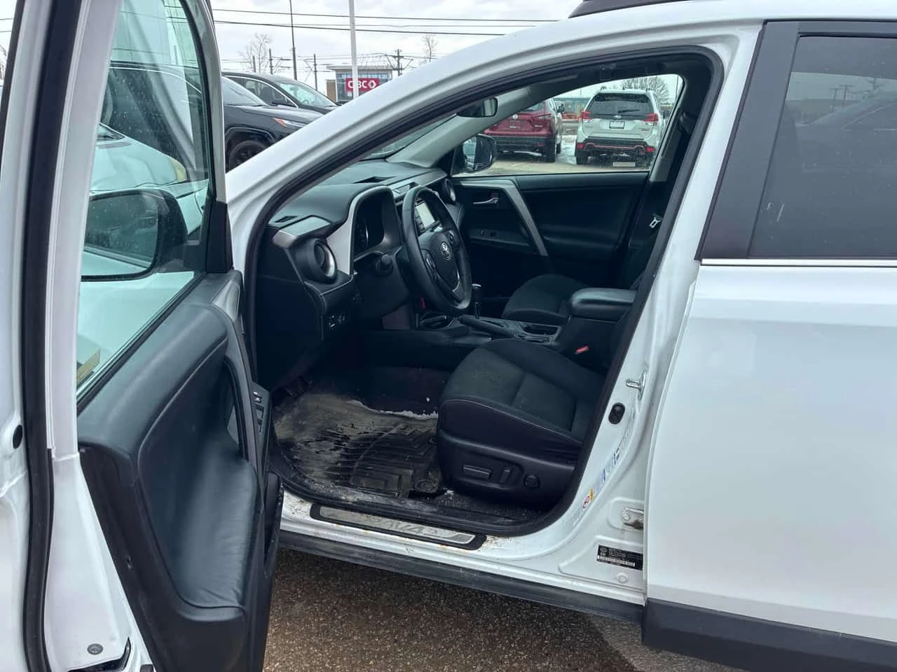 Toyota Rav4 * XLE * CARFAX * ЦЕНА ДО БГ, снимка 13 - Автомобили и джипове - 53724087