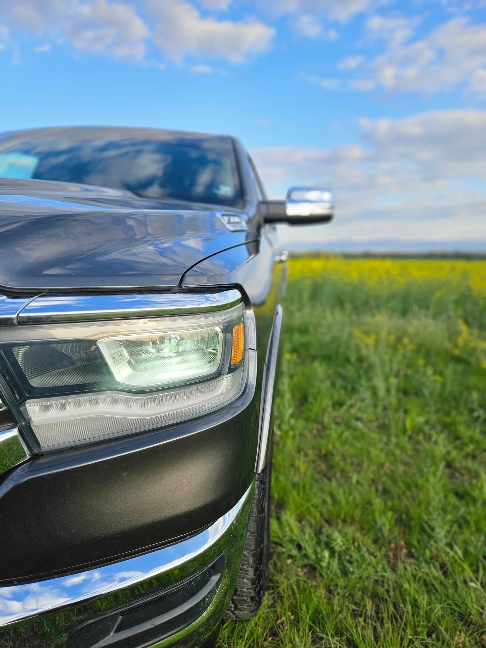 Dodge RAM 1500 5.7 Laramie, снимка 7 - Автомобили и джипове - 54296933