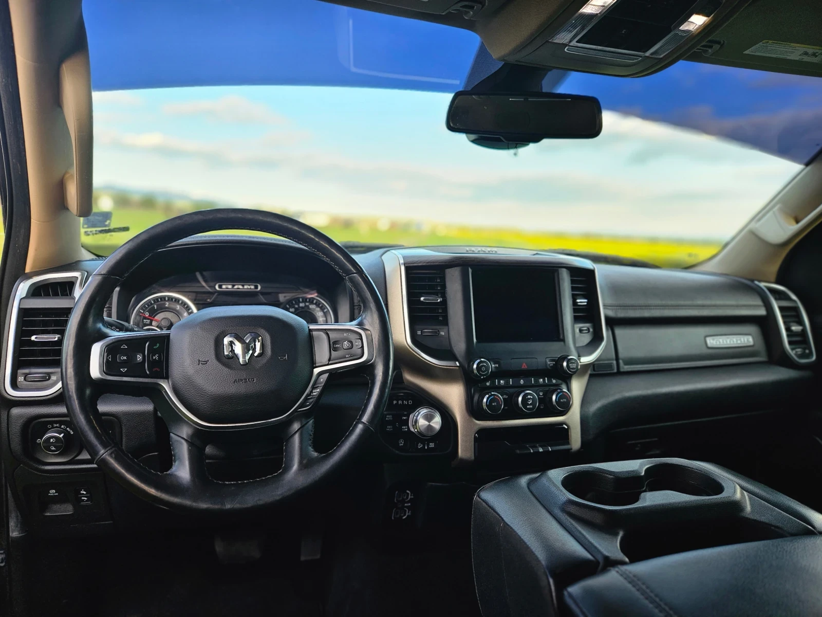 Dodge RAM 1500 5.7 Laramie, снимка 10 - Автомобили и джипове - 54296933