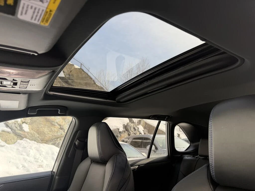 Toyota Rav4 XSE Premium, снимка 12 - Автомобили и джипове - 54330834