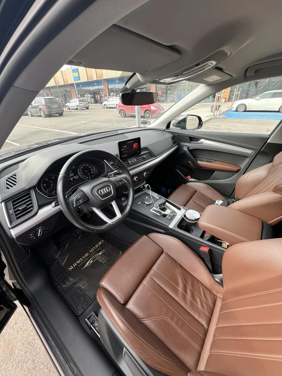 Audi Q5 2.0 тди , снимка 7 - Автомобили и джипове - 54340353