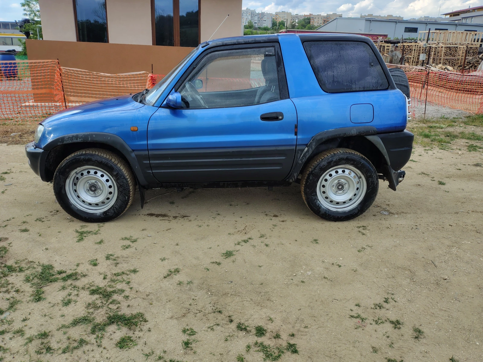 Toyota Rav4 Бензин 4x4, снимка 2 - Автомобили и джипове - 54589243