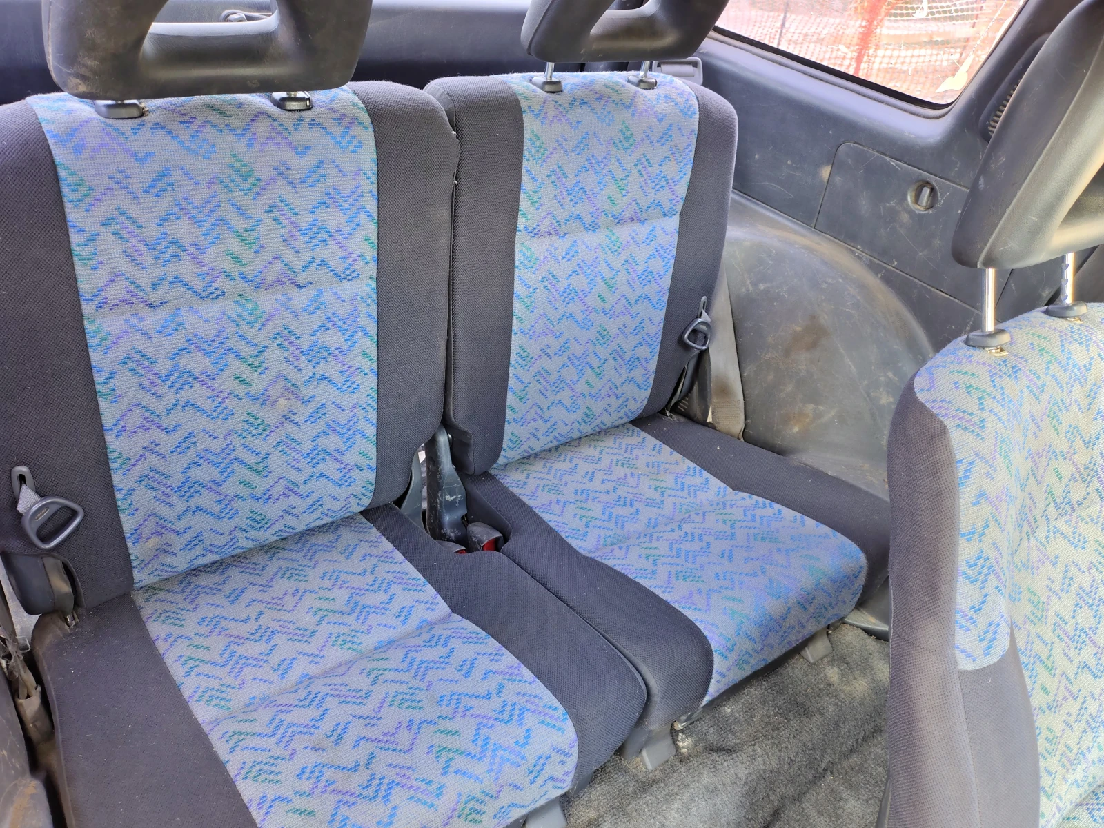 Toyota Rav4 Бензин 4x4, снимка 8 - Автомобили и джипове - 54589243