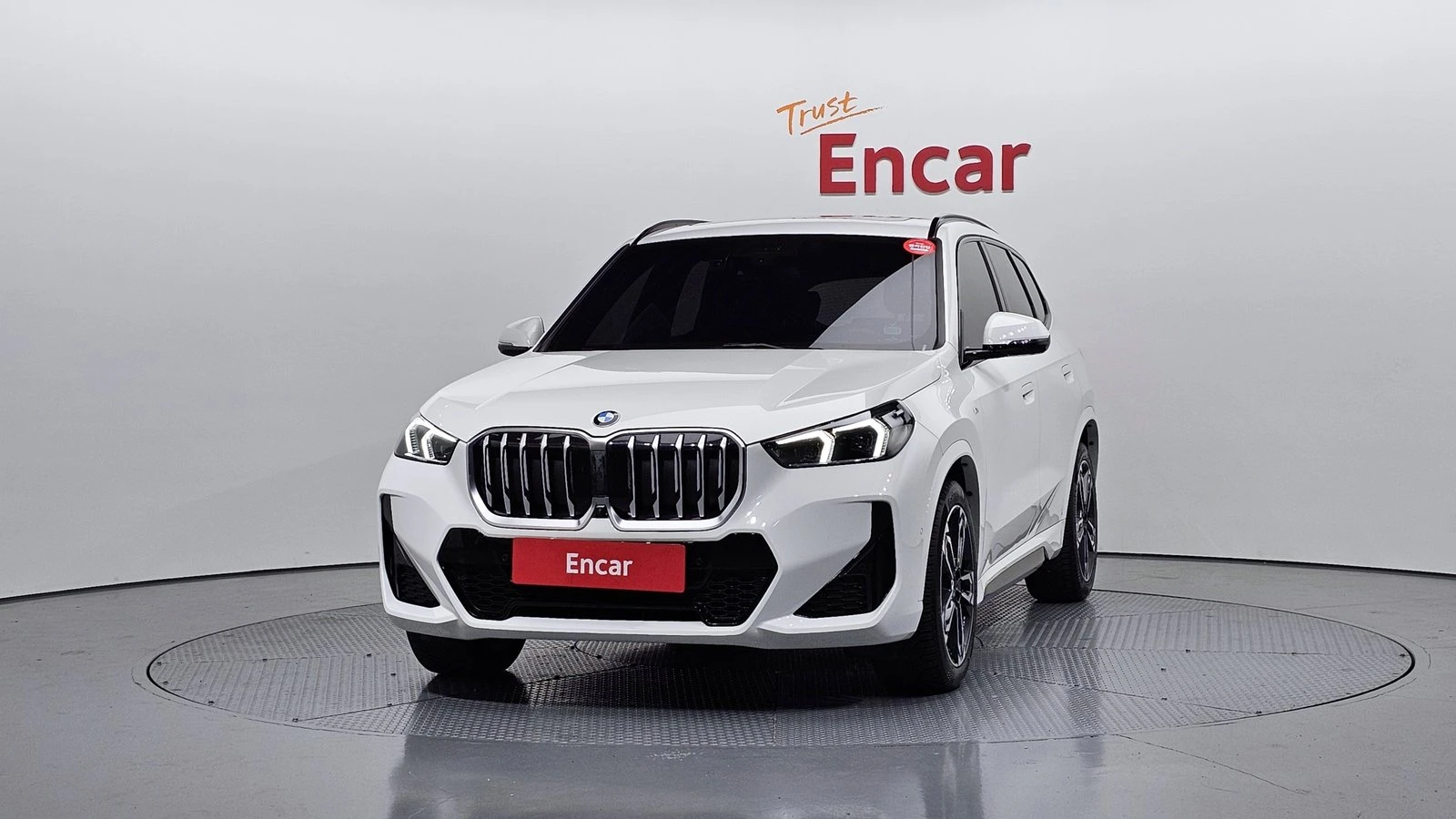 BMW X1 sDrive20i* ЛЮК* МАСАЖ* HUD* 360* КРАЙНА ЦЕНА, снимка 3 - Автомобили и джипове - 55269621