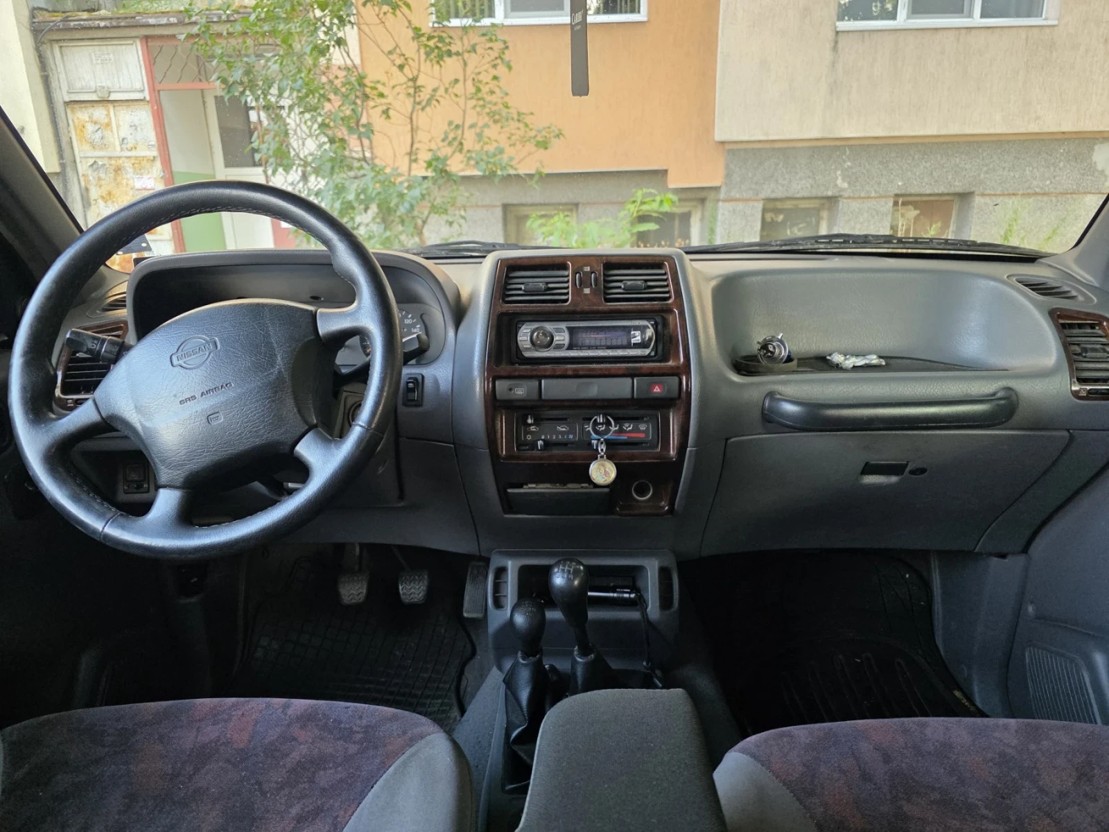 Nissan Terrano, снимка 2 - Автомобили и джипове - 55382275