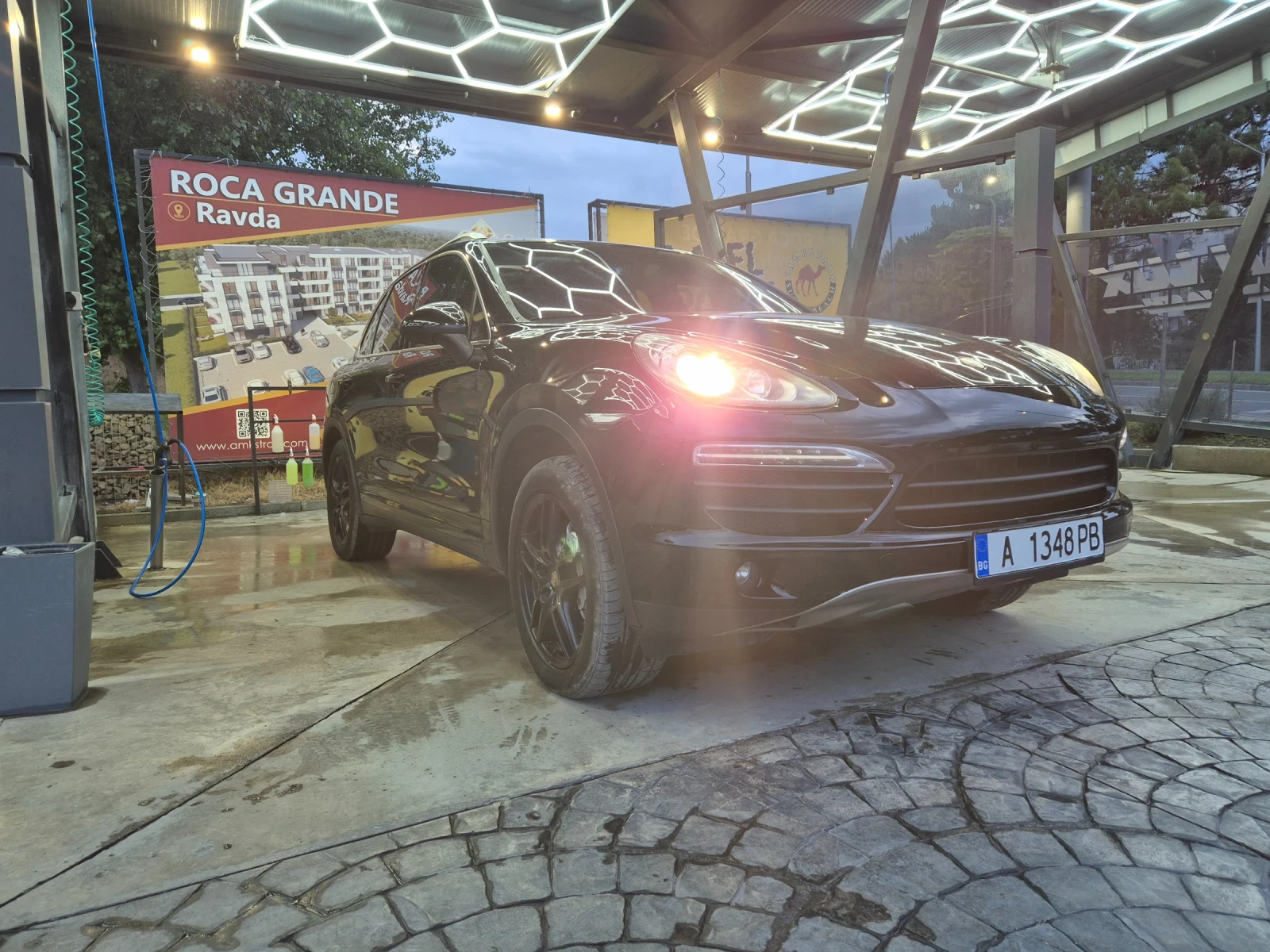Porsche Cayenne, снимка 2 - Автомобили и джипове - 55479968