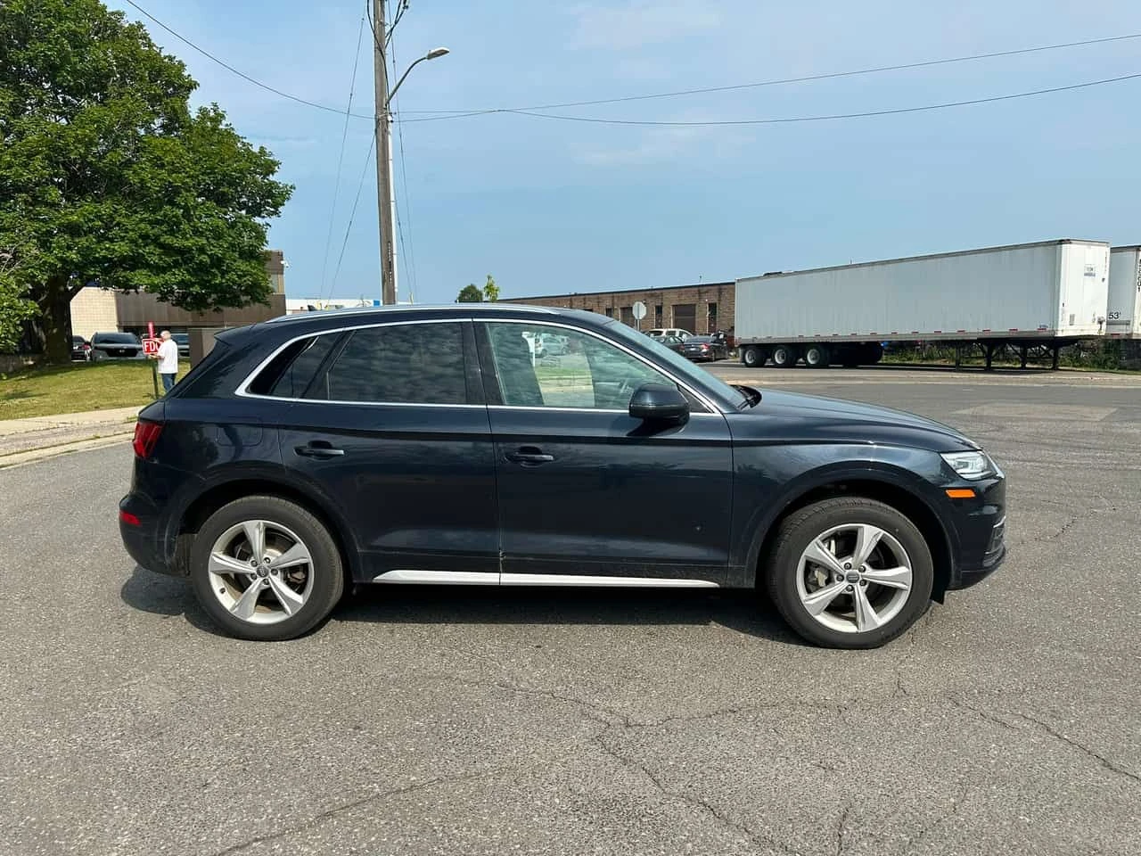 Audi Q5 * Progressiv * CARFAX * БЕЗ ПЪРВОНАЧАЛНА ВНОСКА, снимка 3 - Автомобили и джипове - 55568870