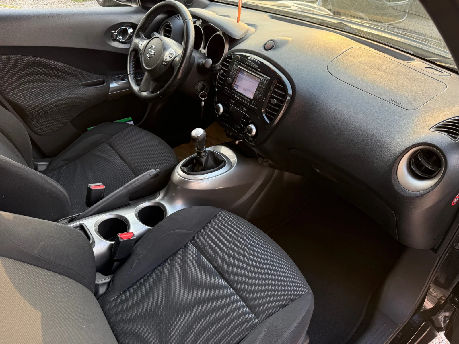 Nissan Juke 1.5dCi Navi/Camera/Cruise, снимка 9 - Автомобили и джипове - 55579271