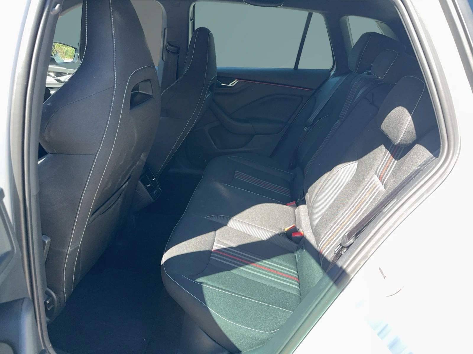 Skoda Kamiq ����� ����� ����� 1, 0 TSI / 85 kW / 115 �.�., 7DS | Mobile.bg � ����������� 10
