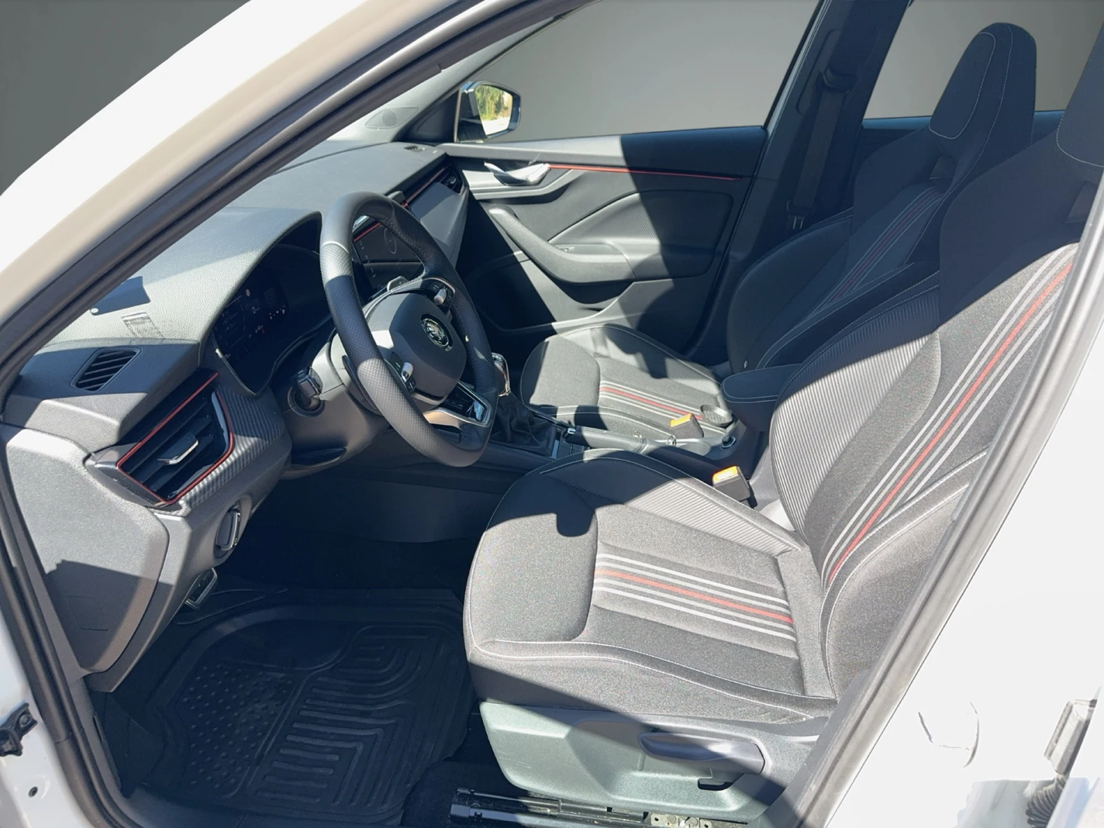 Skoda Kamiq ����� ����� ����� 1, 0 TSI / 85 kW / 115 �.�., 7DS | Mobile.bg � ����������� 8