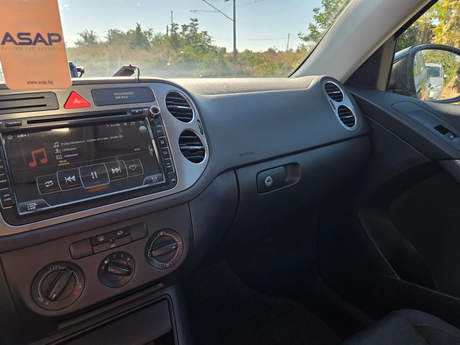 VW Tiguan, снимка 6 - Автомобили и джипове - 56457331