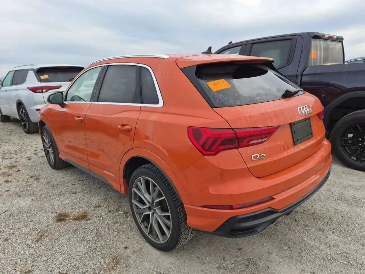 Audi Q3, снимка 4 - Автомобили и джипове - 56690235