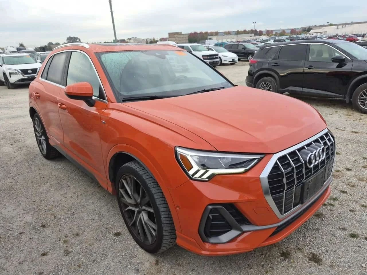 Audi Q3, снимка 2 - Автомобили и джипове - 56690235