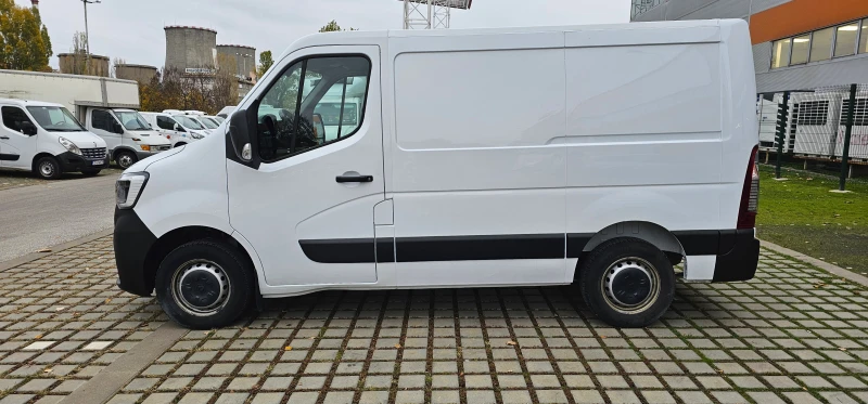 Renault Master 2.3d L2H2 Омникар/ закупен нов от България, снимка 4 - Бусове и автобуси - 48812572