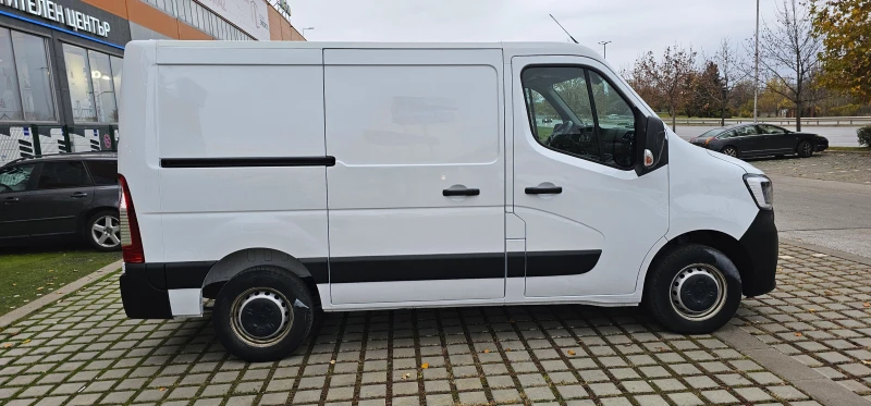 Renault Master 2.3d L2H2 Омникар/ закупен нов от България, снимка 8 - Бусове и автобуси - 48812572