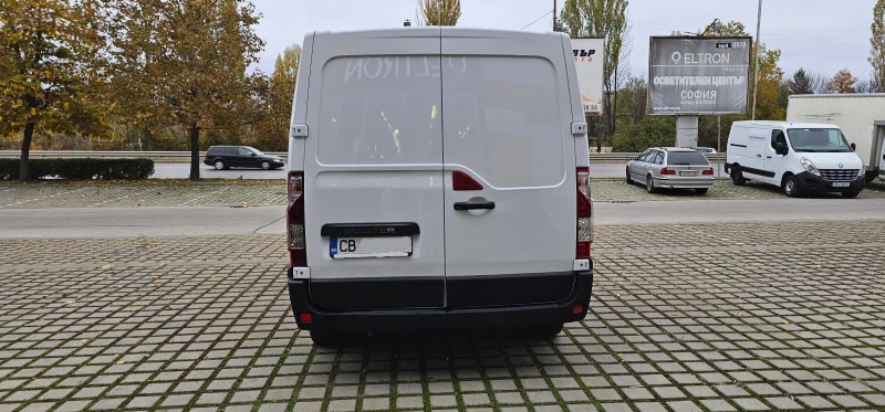 Renault Master 2.3d L2H2 Омникар/ закупен нов от България, снимка 6 - Бусове и автобуси - 48812572