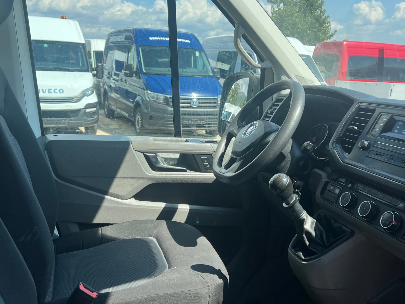 VW Crafter 2.0 TDI 177 кс , 240.000 км , Клима - изображение 9