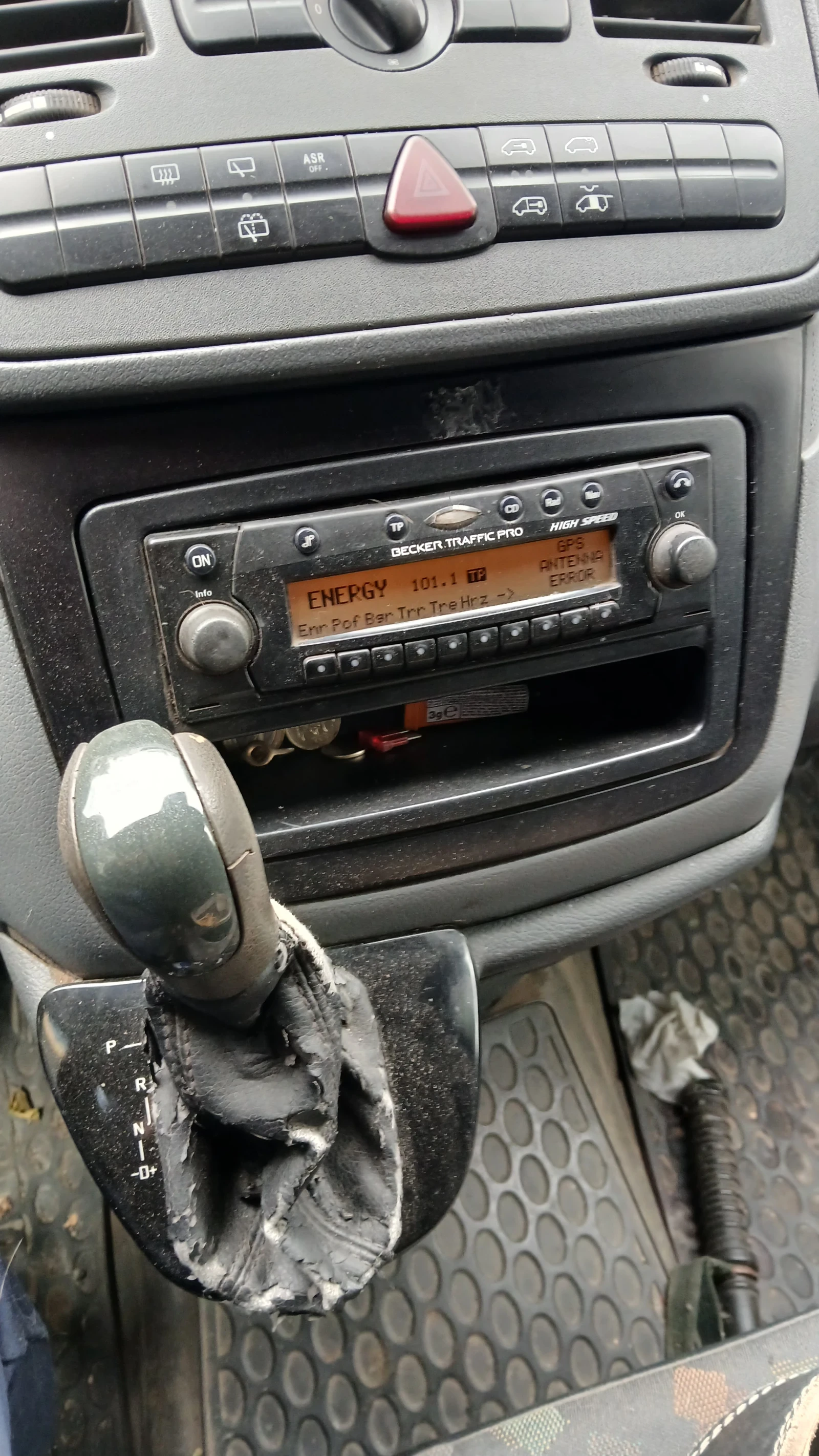 Mercedes-Benz Vito, снимка 7 - Бусове и автобуси - 54394758