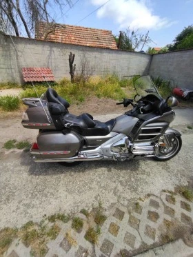     Honda Gold Wing