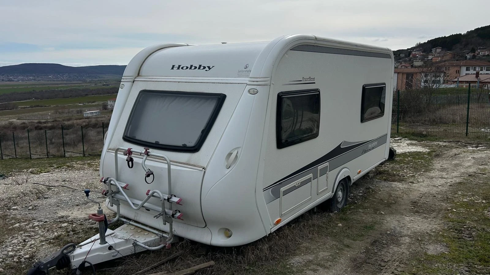 Каравана Hobby Exzellent 440