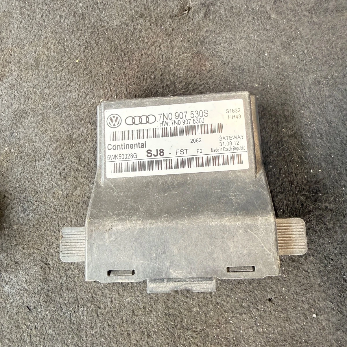 Gateway модул за Volkswagen 7N0907530S-1376