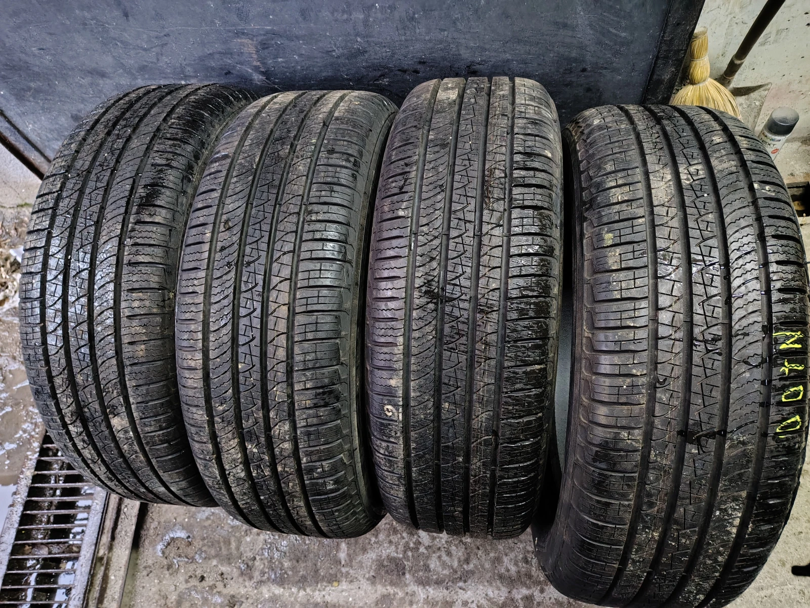 Гуми Всесезонни 255/60R20