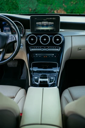 Mercedes-Benz C 300 AMG Line, снимка 10