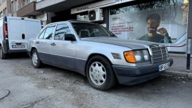 Mercedes-Benz 124 300 Turbo Diesel, снимка 3