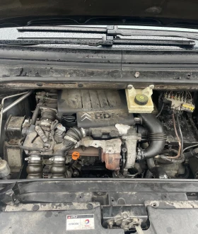 Citroen C4 Picasso 1.6 hdi, снимка 8