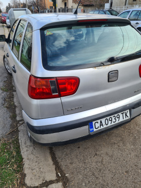 Seat Ibiza, снимка 4 - Автомобили и джипове - 45180273