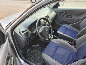 Seat Ibiza, снимка 8 - Автомобили и джипове - 45180273